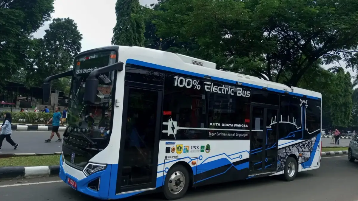 Krisis Energi Mengintai, Tranformasi Transportasi Publik Berbasis Listrik Jadi Solusi? Krisis Energi Mengintai, Tranformasi Transportasi Publik Berbasis Listrik Jadi Solusi?