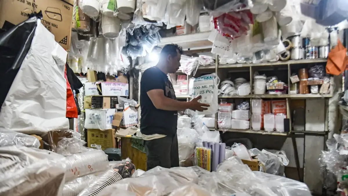 Harga Plastik Naik Bikin UMKM Repot, Begini Respons Pemerintah
