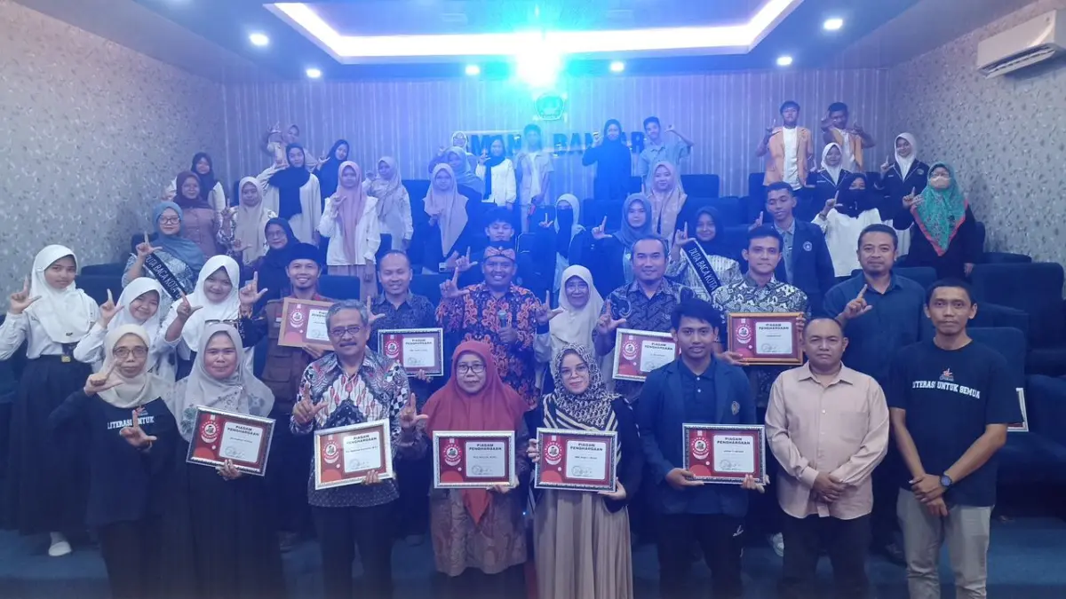 Ratusan pegiat literasi dari berbagai komunitas, sekolah, dan unsur pemerintahan mengikuti agenda