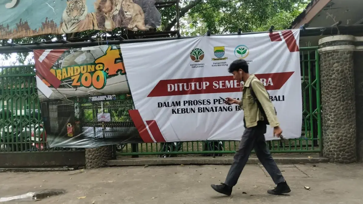 Terbukti Bersalah, Eks Sekda Kota Bandung Divonis 3 Tahun atas Kasus Korupsi Bandung Zoo Terbukti Bersalah, Eks Sekda Kota Bandung Divonis 3 Tahun atas Kasus Korupsi Bandung Zoo