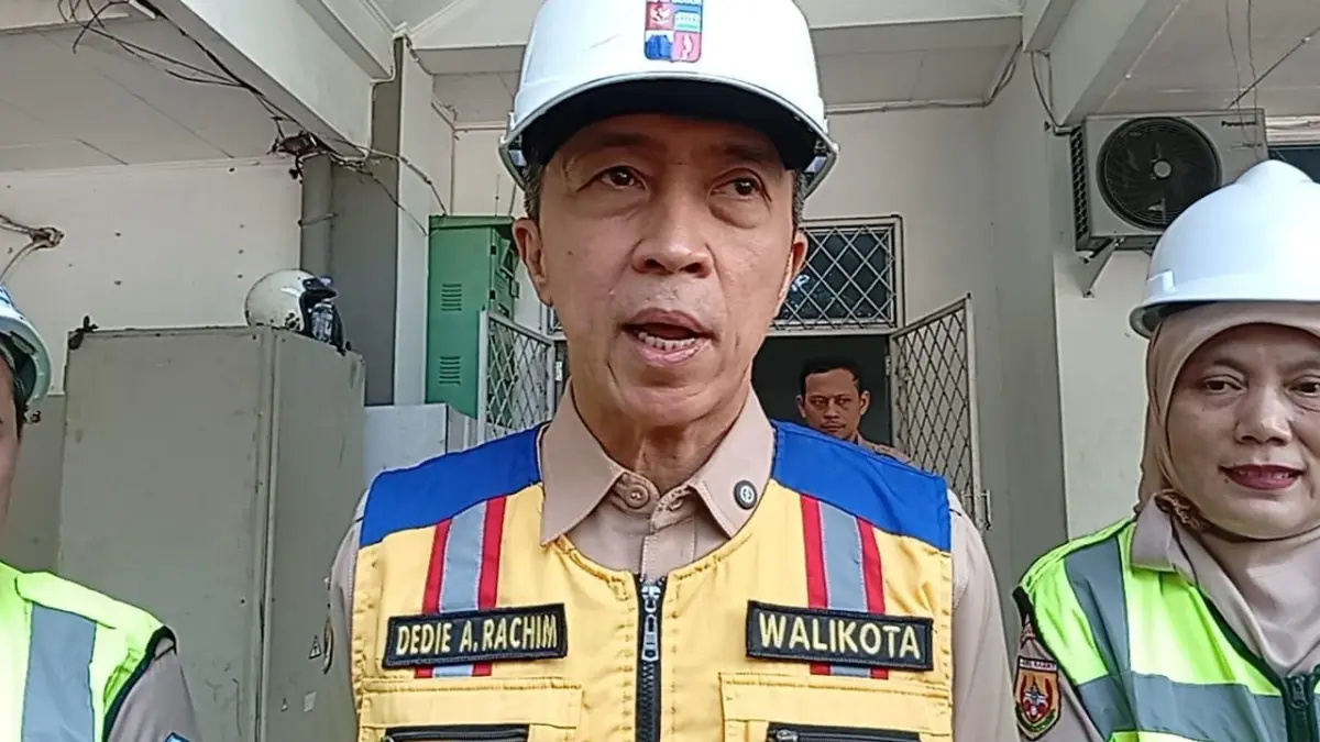 Wali Kota Bogor Sebut Kasus Gadai SK Anggota Satpol PP Bagian dari Utang Biasa, hanya Mekanismenya yang Keliru Wali Kota Bogor Sebut Kasus Gadai SK Anggota Satpol PP Bagian dari Utang Biasa, hanya Mekanismenya yang Keliru