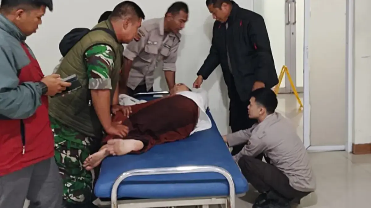 Seorang perempuan NH menjadi korban penganiayaan dengan senjata tajam yang diduga dilakukan keponakannya