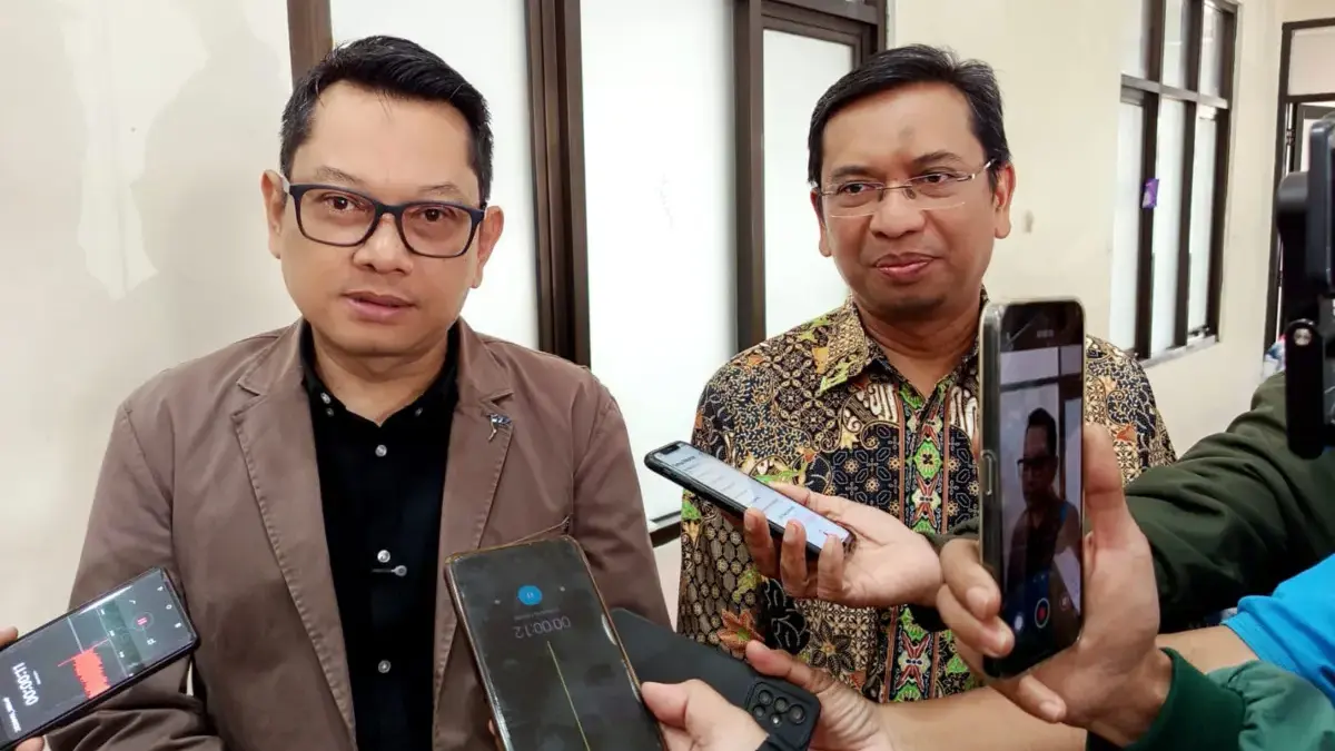 Pelanggaran Kian Marak, KPID Jabar Dorong PP TUNAS Diundangkan Demi Konten Ramah Anak Pelanggaran Kian Marak, KPID Jabar Dorong PP TUNAS Diundangkan Demi Konten Ramah Anak