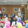 Wali Kota Cimahi, Ngatiyana saat Menghadiri Talkshow Interaktif Peringatan Hari Kartini 2026 Kota Cimahi (Mong