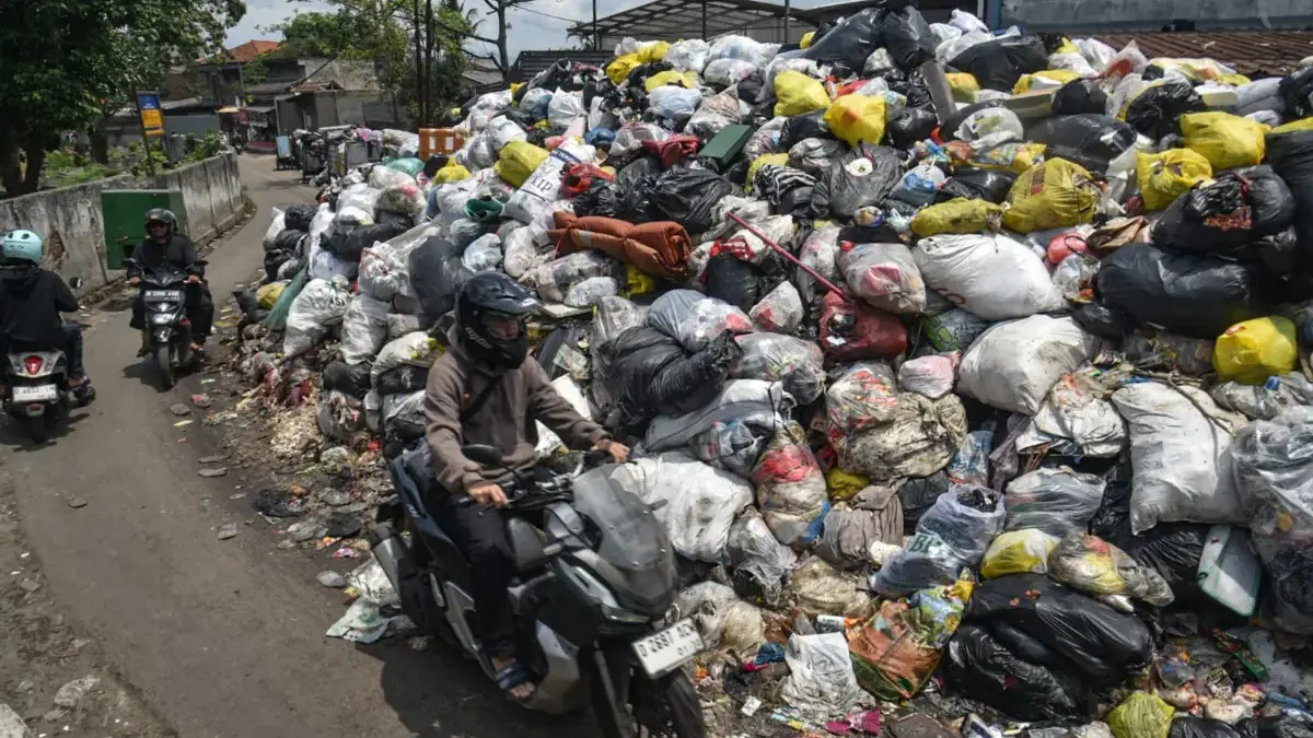 Anggaran Fantastis Persampahan Bandung, Solusi atau Tambal Sulam? Anggaran Fantastis Persampahan Bandung, Solusi atau Tambal Sulam?