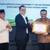 Ahmad Luthfi Terima Penghargaan Program Pengelolaan Sampah dari Kemendes PDT