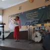 Salah Satu Peserta FLS3N saat Tampil dalam Kategori Menyanyi Solo di hadapan Juri (Mong)