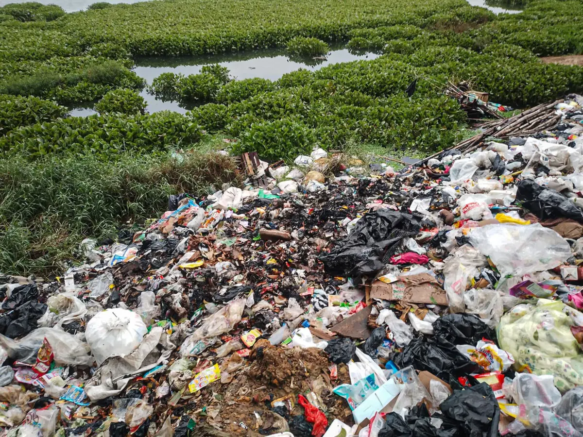 Waduk Saguling Tercemar Limbah Pasar Rancapanggung Cililin – jabarekspres.com