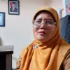 bagi seorang perempuan yang telah menghabiskan lebih dari tiga dekade hidupnya di ruang kelas sebagai guru Bah