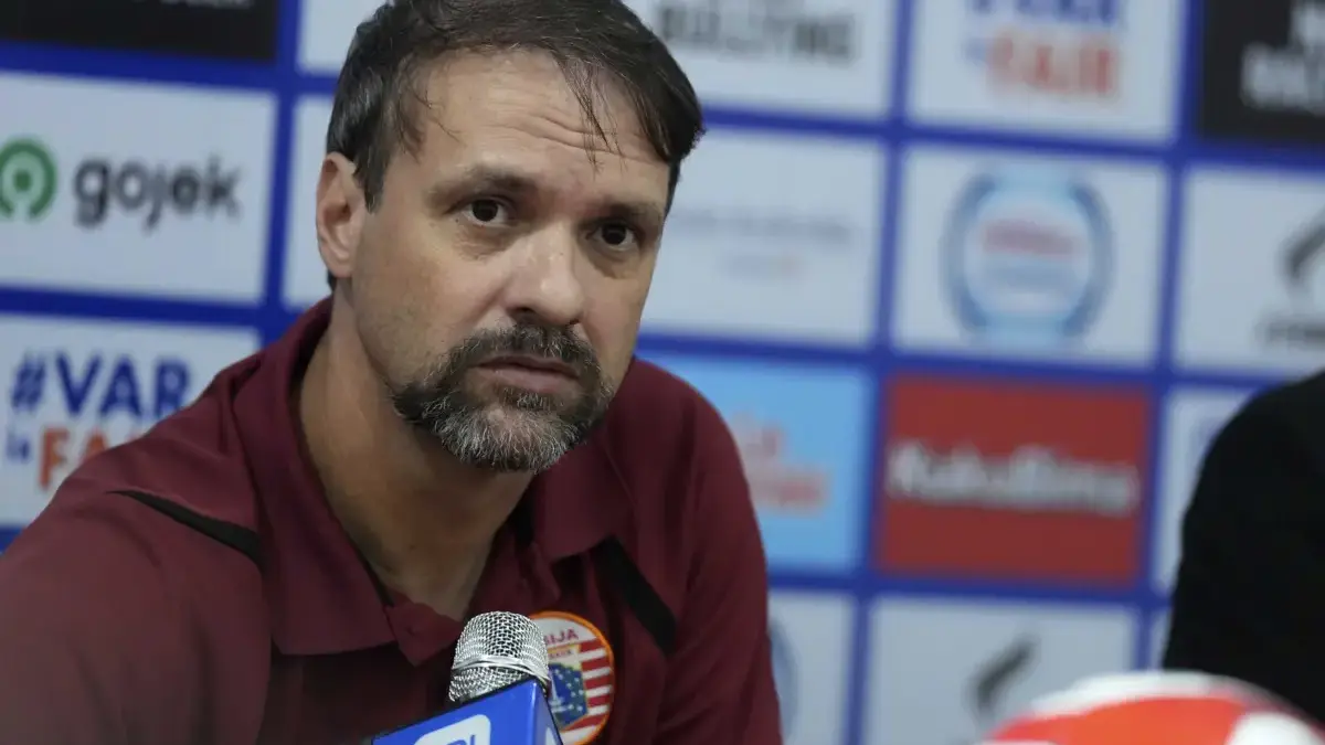 Belum Menang 3 Laga, Persija Tetap Yakin Salip Persib di Klasemen