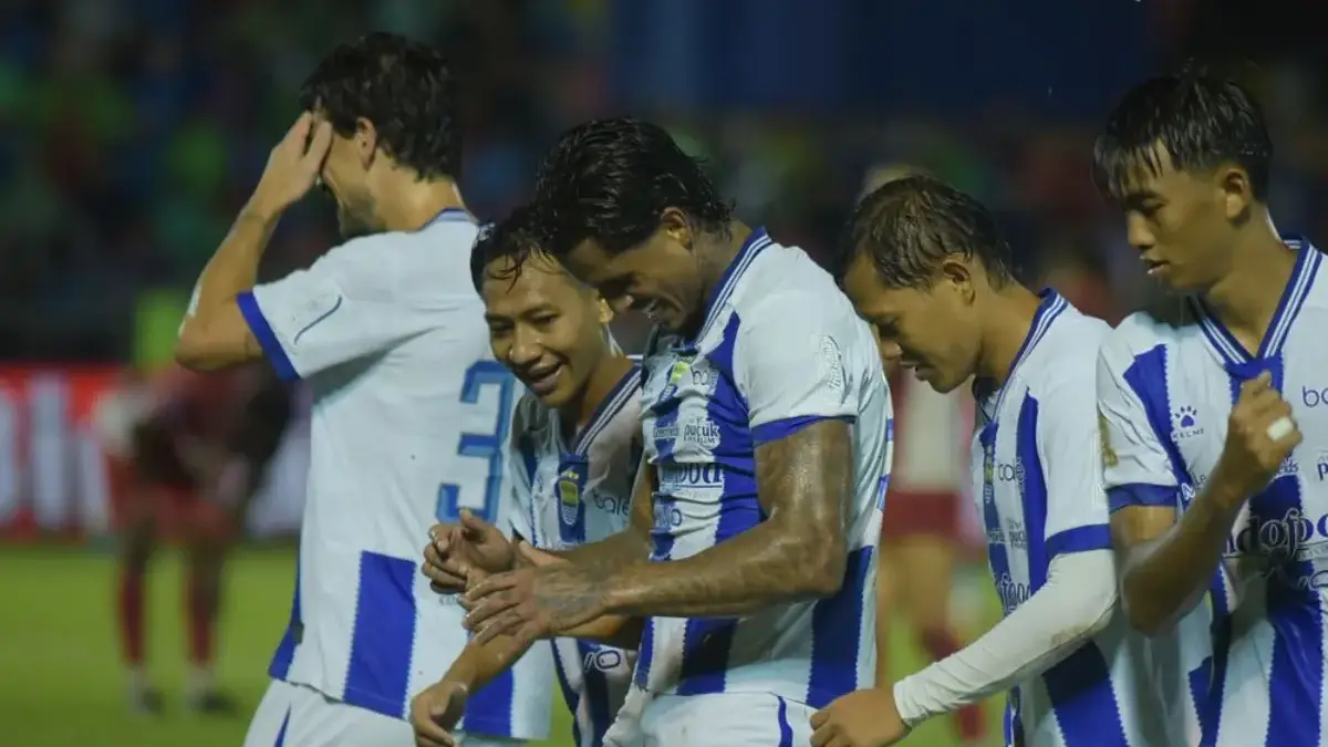 Menuju Juara! Ini Tantangan Persib Bandung di 8 Laga Tersisa