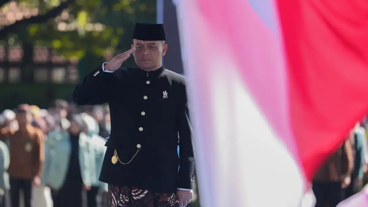 Gubernur Ahmad Luthfi Peringati Hardiknas di SMKN 1 Kedawung Sragen, Inilah Alasannya
