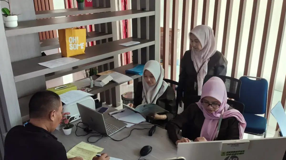 Sambut HJB ke-544, DPMPTSP Bogor Buka Pelayanan Publik 100 Jam Nonstop Pelayanan non stop 100 jam. Foto Sandika