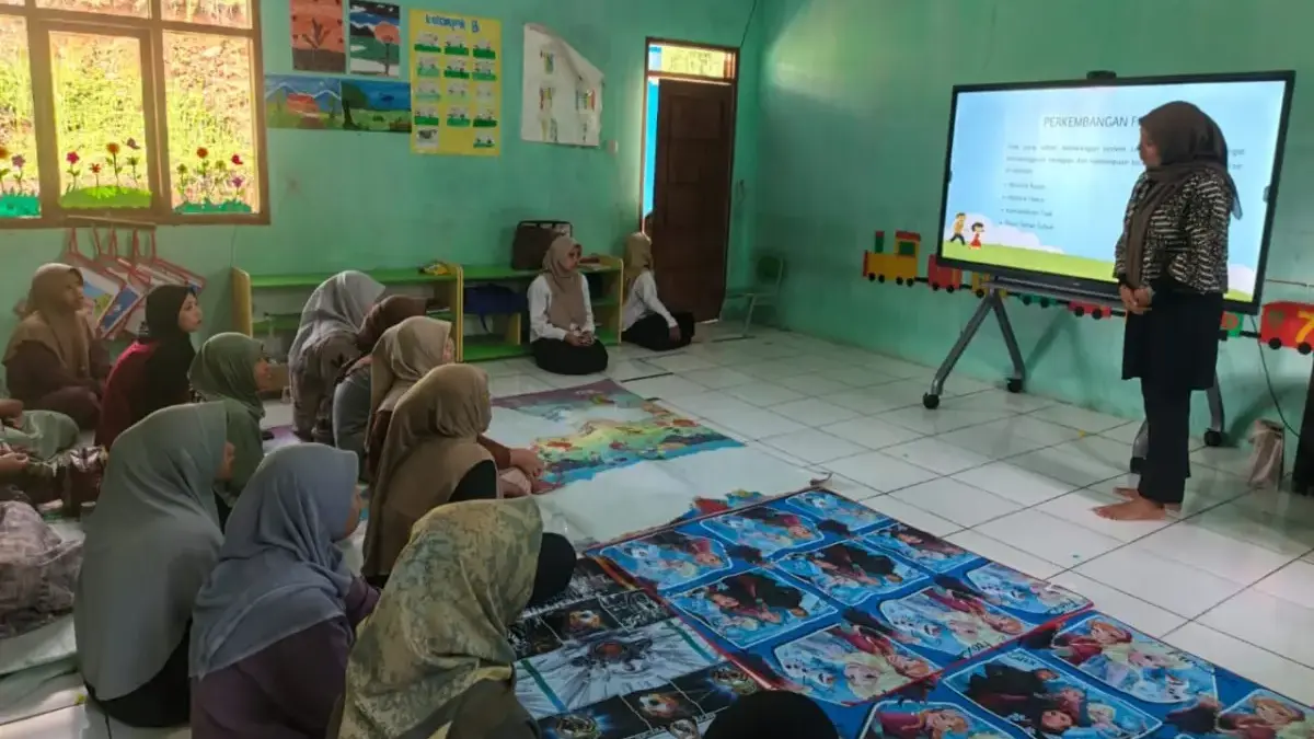 Foto : Fok /Hendi Caption : Suasana kegiatan parenting di TK Mutiara Bunda, Rabu (20/5/2026)