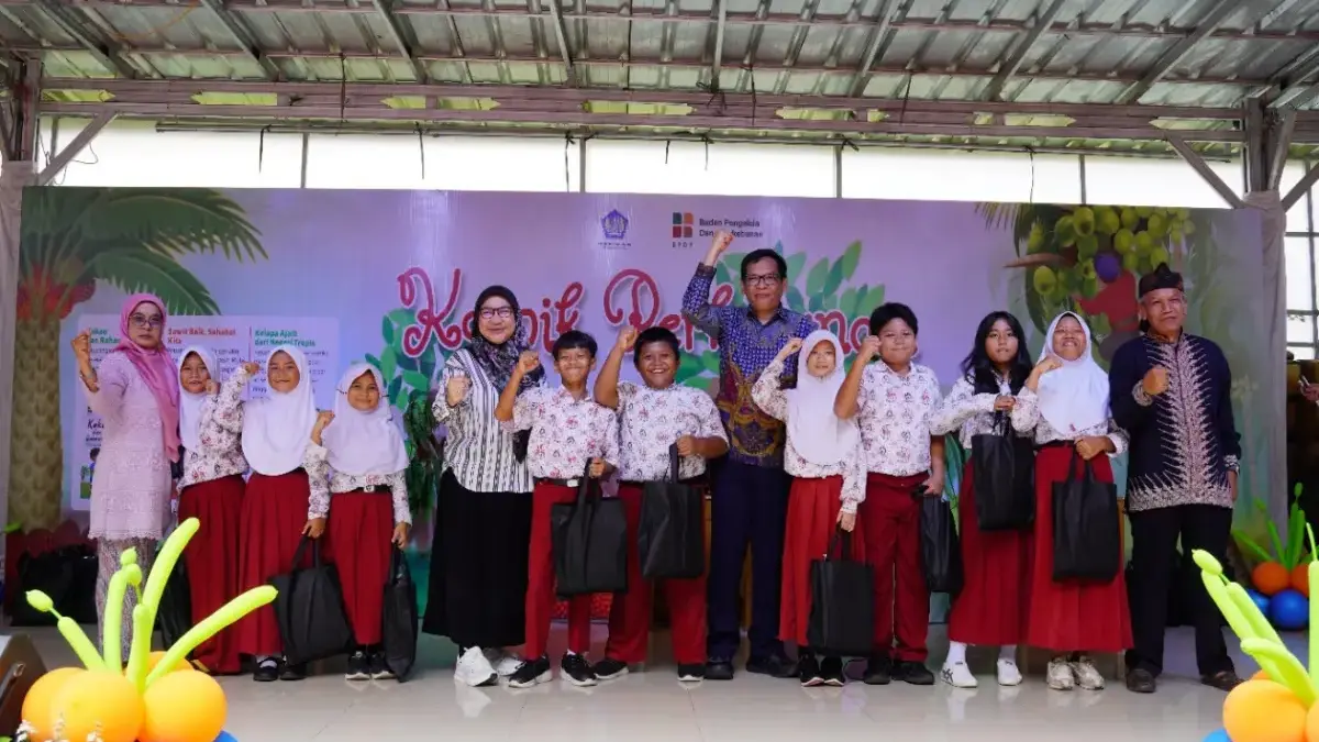 BPDP Ajak Ratusan Siswa SD di Bogor Kenal Sawit Lewat Dongeng Interaktif BPDP Ajak Ratusan Siswa SD di Bogor Kenal Sawit Lewat Dongeng Interaktif