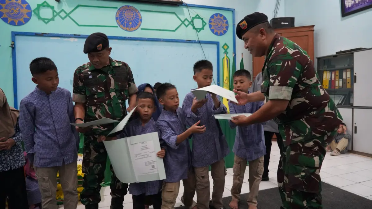 Pussenkav )melaksanakan kegiatan karya bakti renovasi Pondok Pesantren Anak Yatim dan Dhuafa Nurul Ikhlas Al B