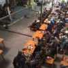 Bawaslu Kota Cimahi mulai menyiapkan masyarakat agar tidak hanya datang ke TPS saat hari pencoblosan, tetapi j