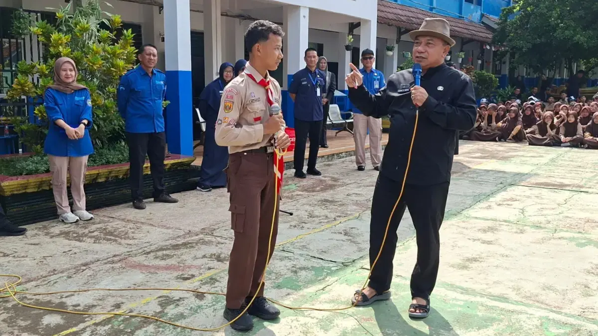 Diskominfo Kabupaten Bogor Bawa Studio Radio Berjalan ke Sekolah, Siswa SMPN Belajar Siaran Langsung