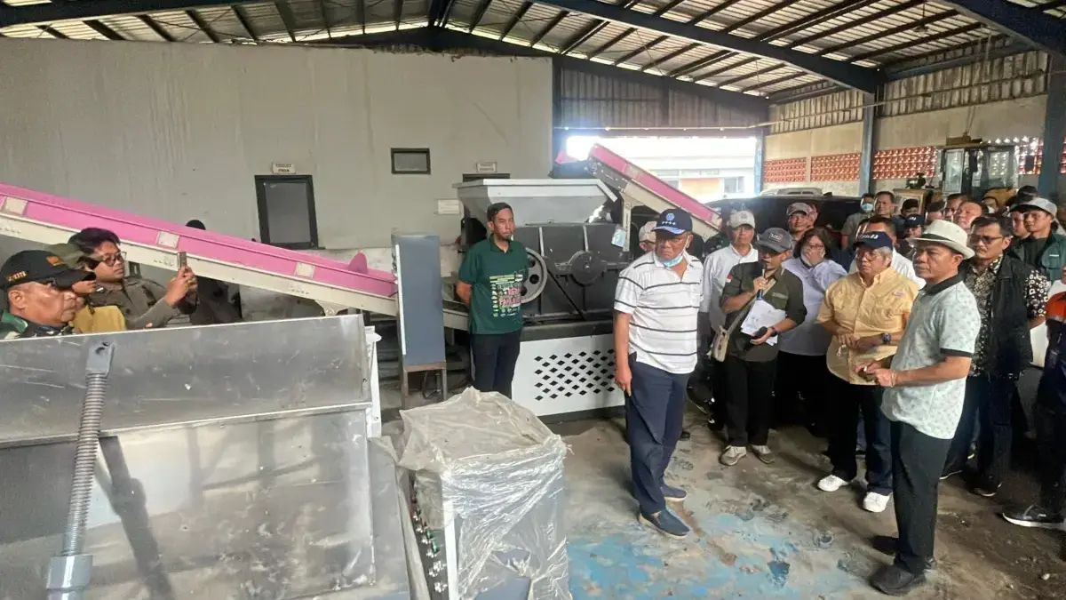 Kementerian Lingkungan Hidup (KLH) menyiapkan percepatan pembangunan fasilitas pengolahan sampah berbasis wast