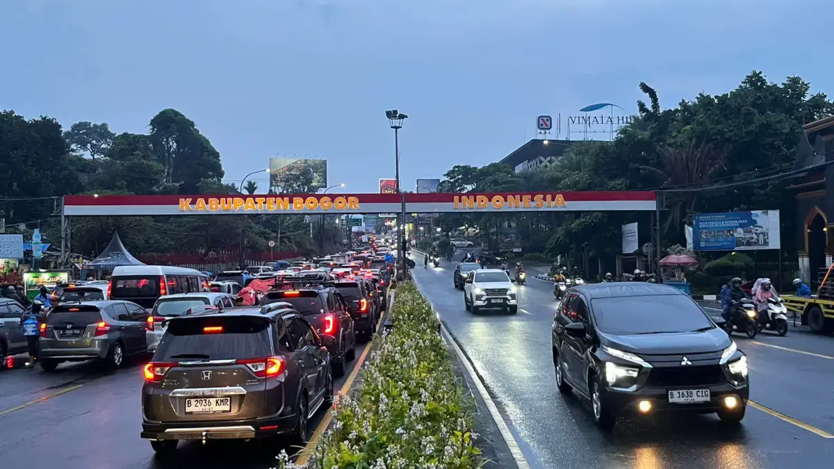 31 Ribu Kendaraan Serbu Puncak Bogor Saat Long Weekend, Arus Kini Normal Dua Arah