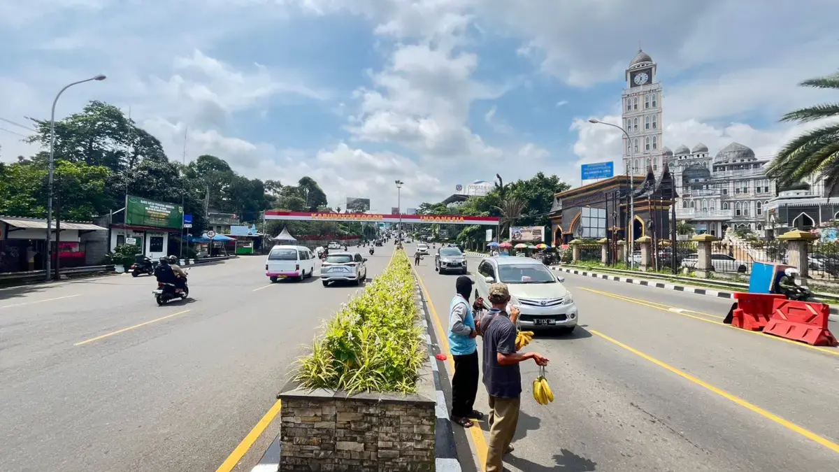 Arus Lalin Jalur Puncak Bogor Lancar, Polisi Siapkan One Way Arah Jakarta Siang Ini