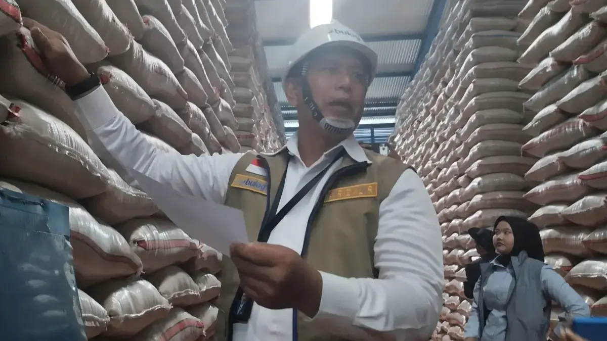 Bulog Jabar Gandeng Tengkulak Jadi Transporter Gabah, Dapat Upah Rp200 per Kilogram