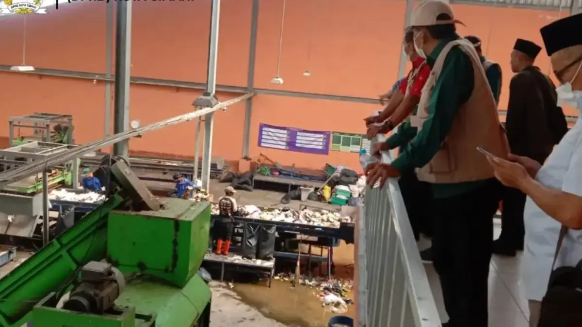 TPST Sentiong Cimahi Drop Drastis, DPRD Temukan Kapasitas Pengolahan Sampah Tinggal 7 Ton per Hari TPST Sentiong Cimahi Drop Drastis, DPRD Temukan Kapasitas Pengolahan Sampah Tinggal 7 Ton per Hari