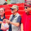 Ketua pengurus DPC PDIP Bandung Barat Tuti Turimayanti mengunci nama Pamriadi untuk maju Pilkada Kabupaten Ban