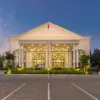 Nikmati sensasi liburan mewah dan seru di L’Eminence Golf & Resort dengan fasilitas lengkap mulai dari golf hi