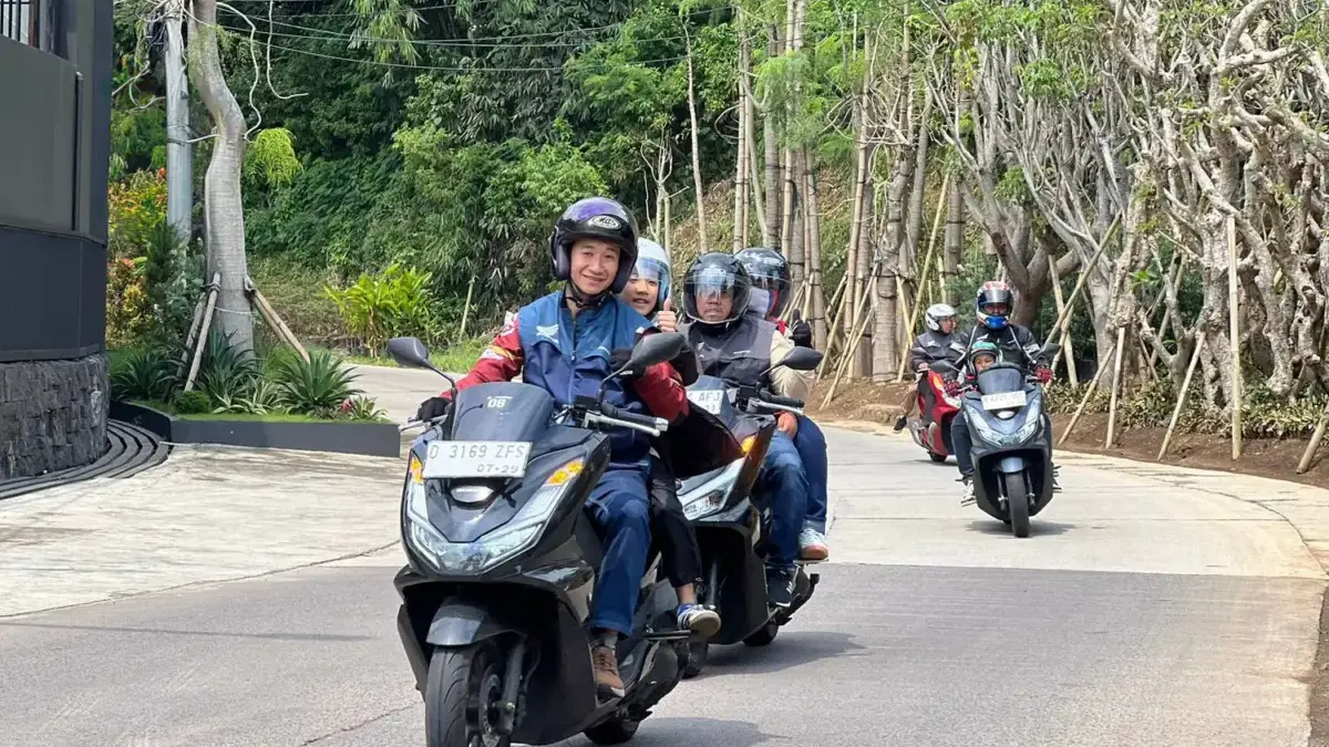 Bikers Playland, Momen Spesial Ayah dan Anak Bersama Honda di Tangkal Pinus Lembang Bikers Playland, Momen Spesial Ayah dan Anak Bersama Honda di Tangkal Pinus Lembang