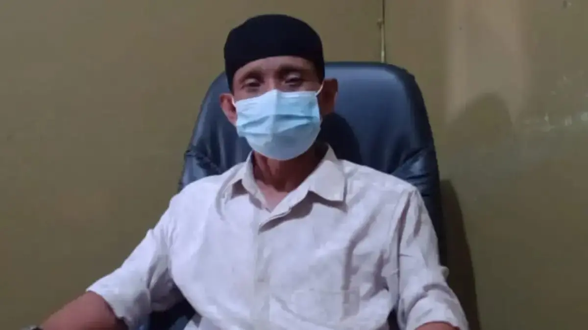 Sosok Haji Kunang, ayah dari Bupati Bekasi Ade Kuswara Kunang yang ikut terjaring OTT KPK. Dok. Pemkab Bekasi