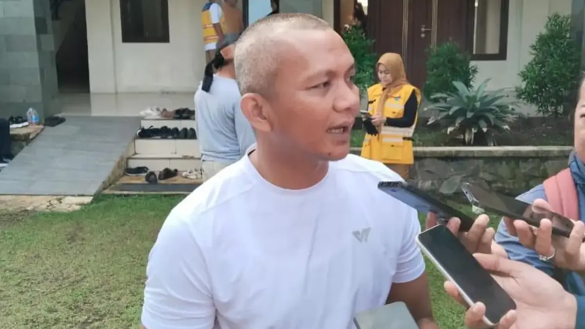 Wakil Wali Kota Bogor, Jenal Mutaqin, saat memberikan keterangannya di kawasan Batutulis, Kota Bogor, Selasa