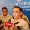 Pembangunan Jembatan Penyeberangan Orang (JPO) atau skywalk di Jalan Tegar Beriman, Kabupaten Bogor