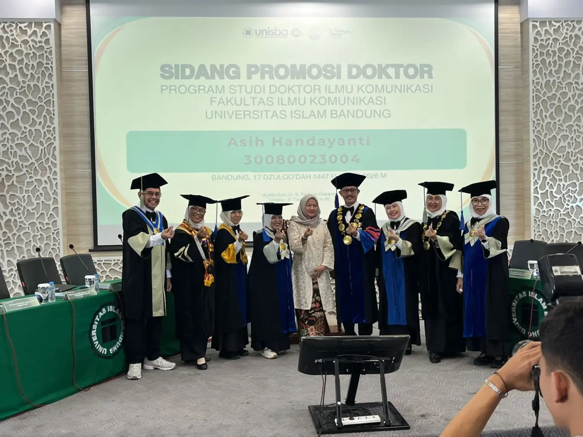 Kisah Inspiratif Dr. Asih Handayanti Raih Gelar Doktor di Usia 60 Tahun, Ungkap Kunci Anti Menunda – jabarekspres.com