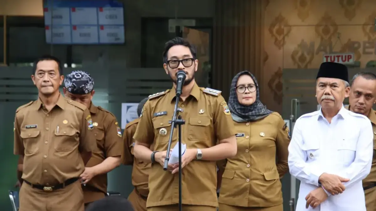 Bupati Bandung Barat, Jeje Ritchie Ismail saat gelar apel internal di halaman gedung MPP. Dok Prokompim KBB