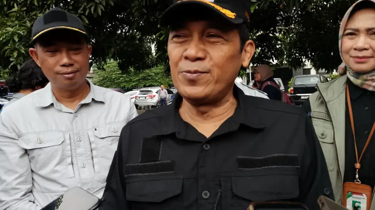 Wali Kota Cimahi, Ngatiyana saat Memberikan Tanggapan Terkait Penggunaan Gawai pada ASN saat Jam Kerja (Mong)