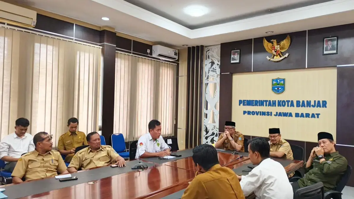 : Pemerintah Kota Banjar bersama Kementerian Agama Kota Banjar dan Kepala Balai PJPH Provinsi Jawa Barat melak