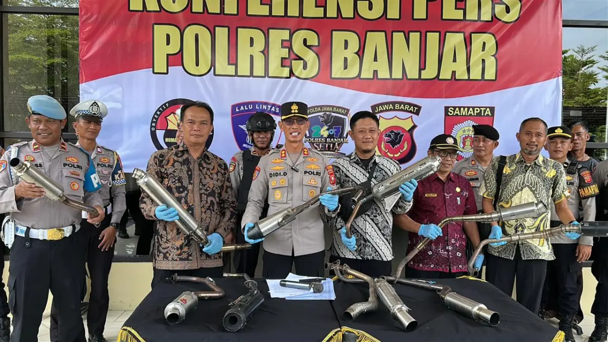 Polres Banjar Sita 217 Knalpot Brong Selama Dua Bulan Kapolres Banjar AKBP Didi Dewantoro saat konferensi pers penertiban knalpot brong atau knalpot tidak berstanda