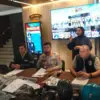 Polda Jabar saat ungkap kasus kerusuhan saat peringatan May Day di Bandung Selasa (12/5)