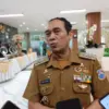 Wali Kota Cimahi, Ngatiyana saat Menanggapi soal Polemik SDN Baros Mandiri 7 (Mong)