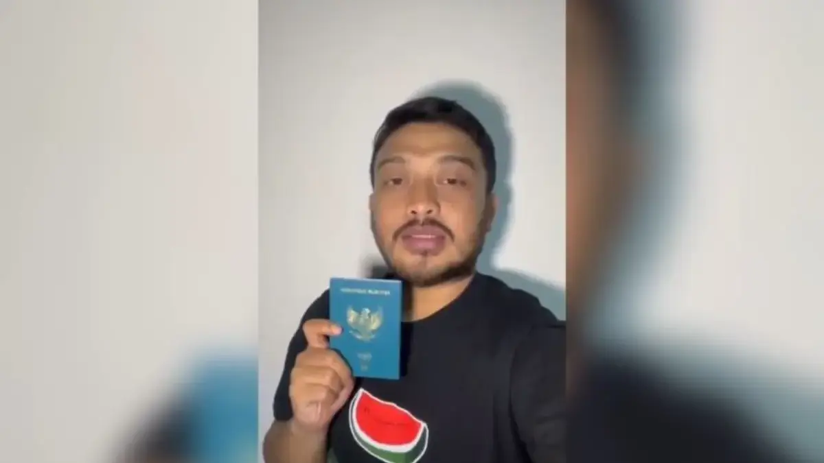IKA Jurnalistik UIN Bandung Kecam Penangkapan Thoudy Badai oleh Israel, Desak Pemerintah Tempuh Diplomasi Thoudy Badai Rifanbillah salah satu jurnalis Indonesia yang ditangkap oleh tentara Israel dalam misi kemanusia