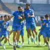 Persib vs Persijap: Antara Aroma Pesta Juara dan Pengingat Bahwa Sepak Bola Tak Pernah Mengenal Kata Pasti
