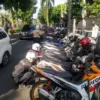 Dinas Perhubungan (Dishub) Kabupaten Bogor menindak tegas parkir liar di Jalan Bersih, Kecamatan Cibinong