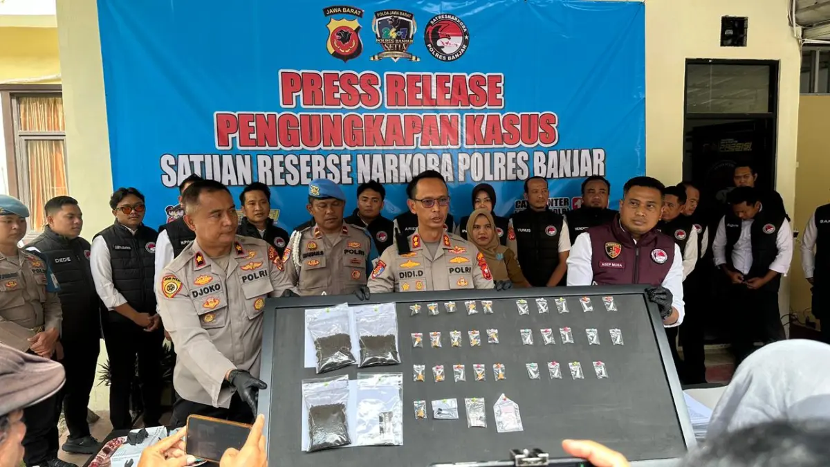 Polres Banjar merilis kasus Narkotika dan obat-obatan terlarang di Mapolres Banjar, Senin (25/5/2026).