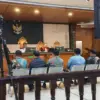 Suasana persidangan dugaan kasus Korupsi Ijon Proyek di Pemkab Bekasi di PN Bandung. Senin, (25/5)