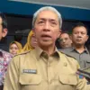 Wali Kota Bogor, Dedie A. Rachim saat memberikan keterangannya di Kota Bogor, Selasa (26/5/2026). Foto: Sekar
