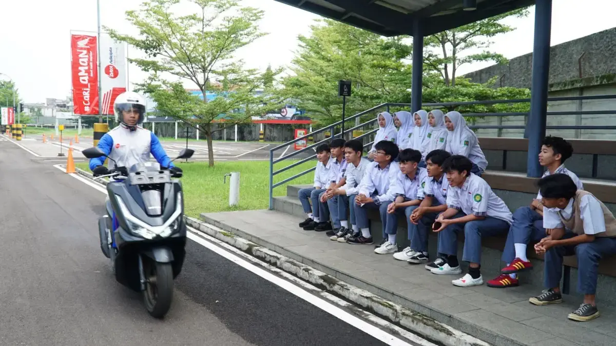 Reaction Braking, Skill Dasar Penting untuk Keselamatan Berkendara Safety Riding