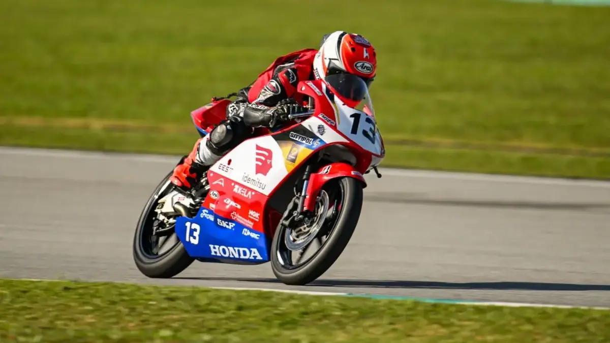 Tunjukkan Dominasi, Pebalap Belia Astra Honda Melesat di Thailand Talent Cup 2026 Tunjukkan Dominasi, Pebalap Belia Astra Honda Melesat di Thailand Talent Cup 2026