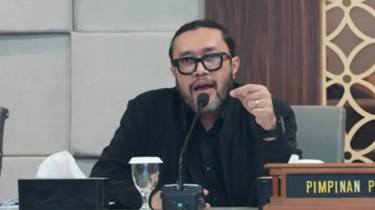 Respons Stabilitas Ekonomi, PDIP Jawa Barat Instruksikan Kader Hapus Anggaran Kunker Ketua PDIP Jawa Barat Ono Surono.