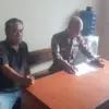 Pihak kelurga korban saat membuat laporan ke Polsek Rumpin pada Sabtu (6/5/26). FOTO: Polsek Rumpin.